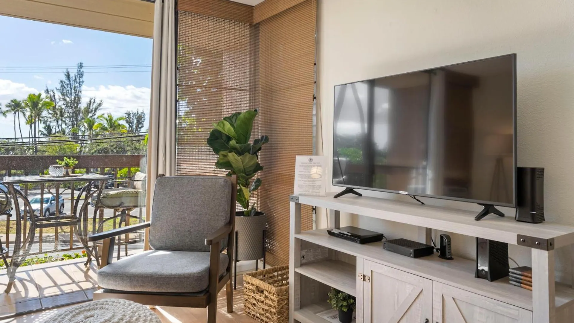 Cute Ocean View Condo, Walk To Beach Lsv03 キヘイ アパート