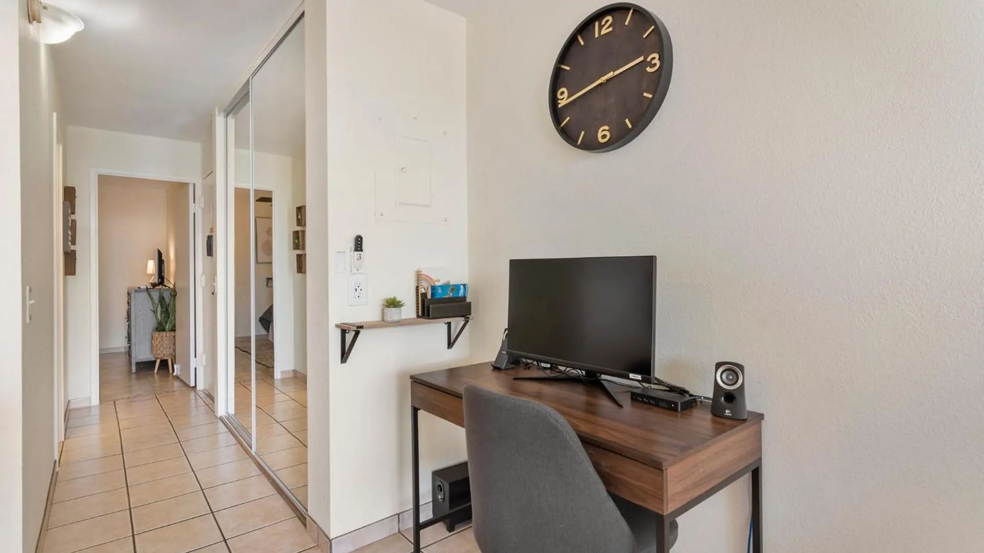 Cute Ocean View Condo, Walk To Beach Lsv03 キヘイ アパート
